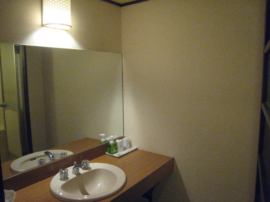 Utsumionsen Ichizu Hotel Aichi Exterior photo